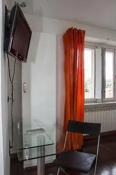 Center Moroni Hotel
